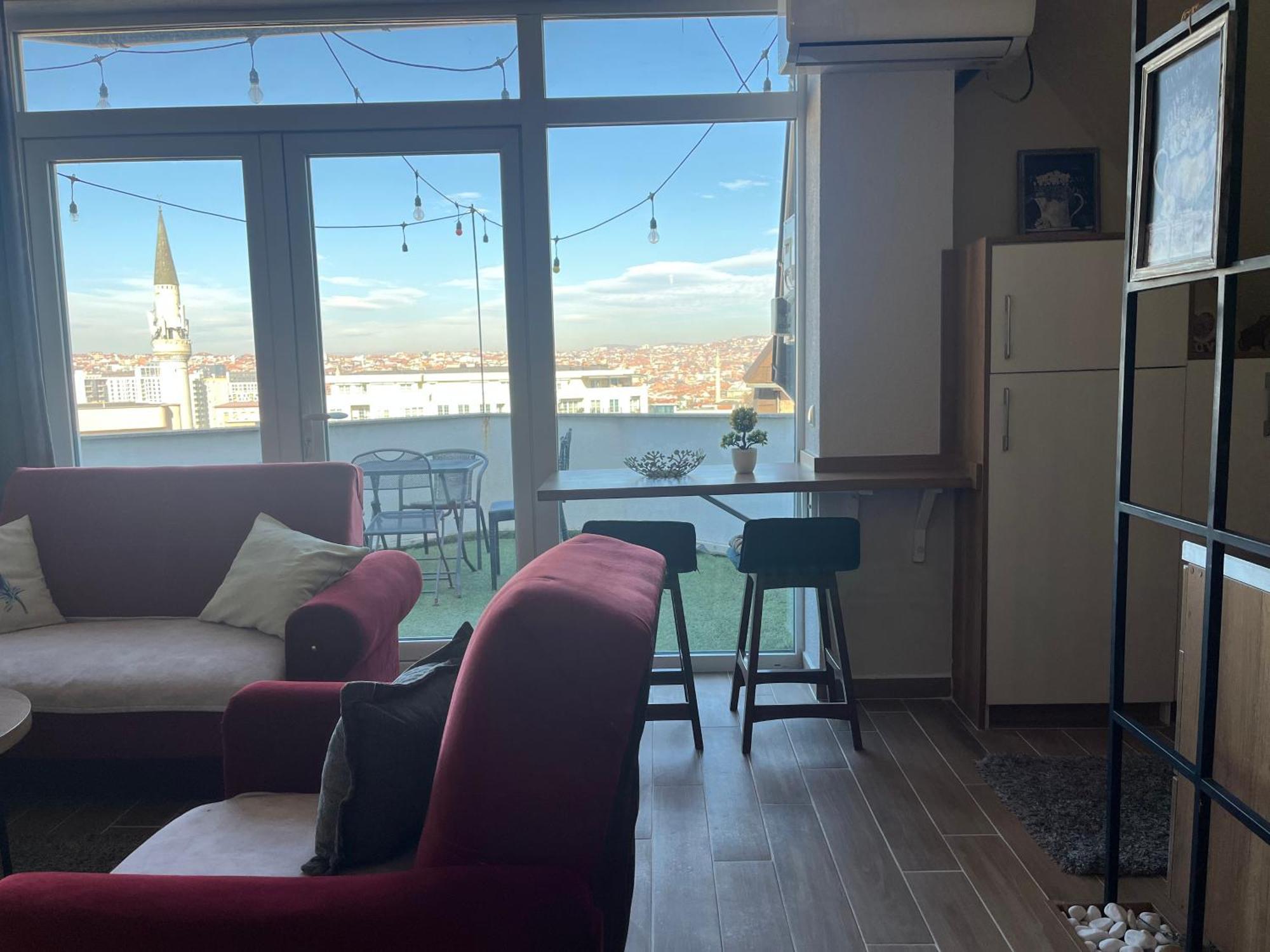 Ora-Prn,Cosy Apartment In The City Center Pristina Eksteriør billede